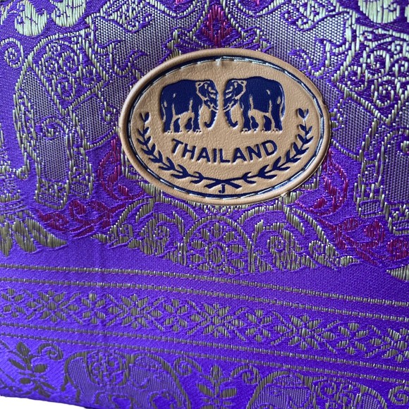 Thailand Purple Gold Elephant Travel Cosmetics Bag NWOT - Picture 2 of 5